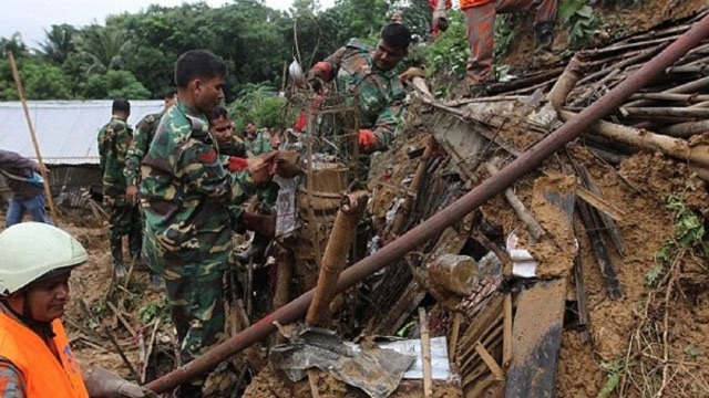 Cel puțin 134 de morți în Bangladesh, în urma unor alunecări de teren
