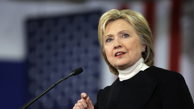 Hillary Clinton consideră retragerea SUA din acordul de la Paris 