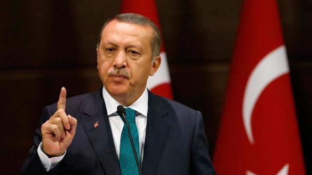 Președintele Turciei avertizează cu reluarea operațiunii „Scutul Eufratului” în nordul Siriei
