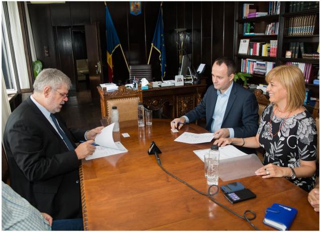 Acord de colaborare între Radio România și Biroul de Informare al Parlamentului European în România