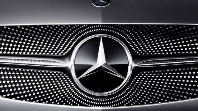 Mercedes recheamă trei milioane de mașini în service
