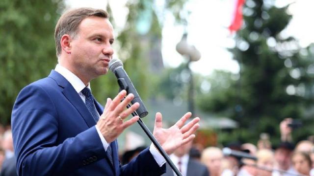 Președintele Poloniei blochează 