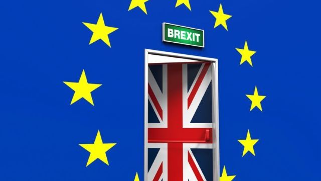 Libertatea de circulație a cetățenilor europeni în Marea Britanie va continua cel puțin doi ani după Brexit