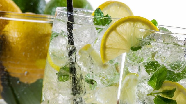 Rețeta zilei | Opt băuturi răcoritoare pe le poți face acasă în această vară