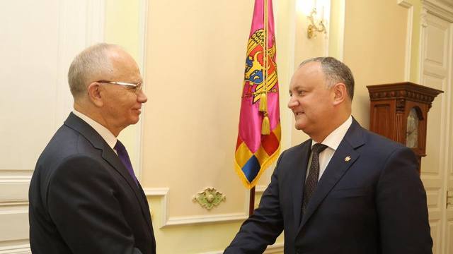 Igor Dodon s-a întâlnit în această dimineață cu ambasadorul Rusiei la Chișinău, Farrit Muhametșin