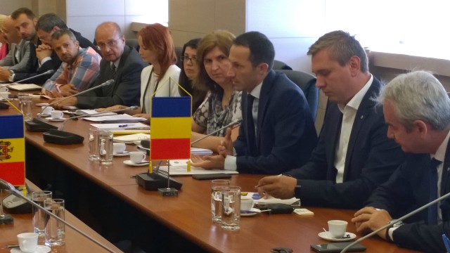România reconfirmă intenția de a investi în proiectele de interconectare a rețelelor de gaze și energie electrică