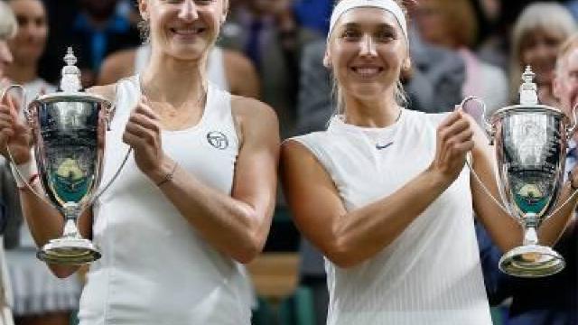 Monica Niculescu și Hao-Ching Chan, învinse categoric în finala probei feminine de dublu la Wimbledon (VIDEO)