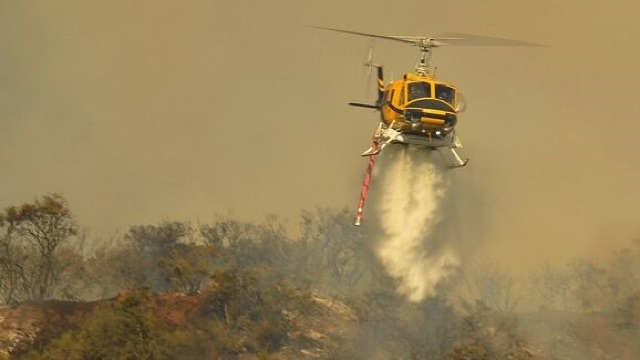 5.000 de pompieri mobilizați pentru stingerea incendiilor de pădure din California 