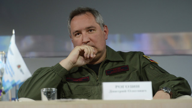 Dmitri Rogozin amenință România: Așteptați un răspuns, javrelor
