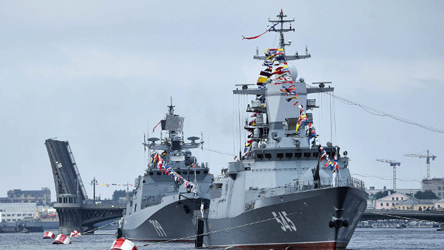 În Rusia a avut loc cea mai mare paradă navală din istoria recentă