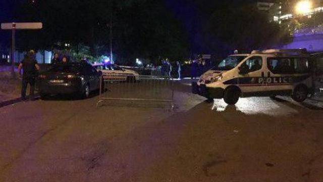 Focuri de armă, într-o piață din Toulouse. Un mort și șase răniți