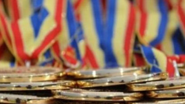 Trei medalii de argint pentru halterofilii moldoveni la campionatul european printre juniori