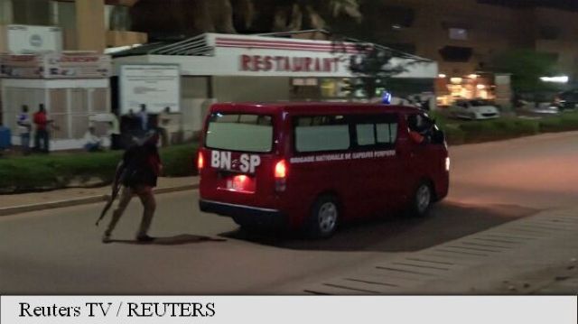 FOTO / VIDEO | 17 morți într-un atac terorist pe un bulevard aglomerat din Burkina Faso