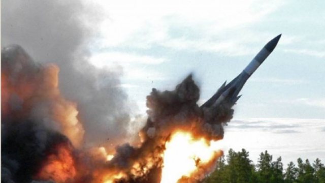 Racheta lansată de Coreea de Nord a fost una cu rază medie de acțiune