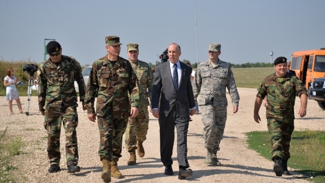 Ambasadorul SUA îi replică lui Rogozin: „Instruirea militarilor moldoveni la Bulboaca nu amenință pe nimeni”