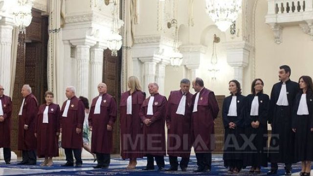 Ce pensii ridică magistrații din România