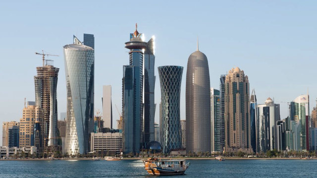 Criza din Golf | Conturile din Qatar ale unui membru al familiei regale au fost blocate
