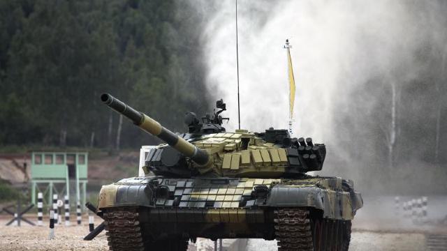 Divizia de tancuri cu care Rusia vrea să provoace NATO în septembrie (VIDEO)

