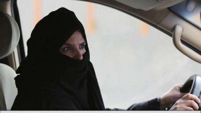 Arabia Saudită | Femeile au dreptul la permis de conducere