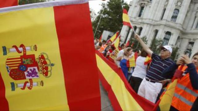 Poliția spaniolă a ocupat centrul de telecomunicații al guvernului catalan cu o zi înainte de referendum