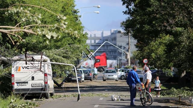 VIDEO | Imagini noi de la furtuna de acum două săptămâni din România