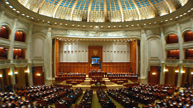 Parlamentar român solicită schimbarea urgentă a cadrului legislativ pentru prelungirea valabilității pașapoartelor