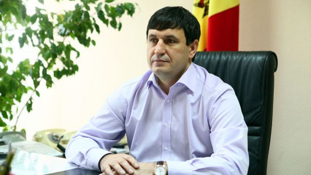 Consilierii PSRM cer demiterea lui Mihai Moldovanu