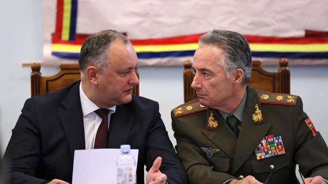 Igor Dodon insistă asupra candidaturii lui Victor Gaiciuc la funcția de ministru al Apărării