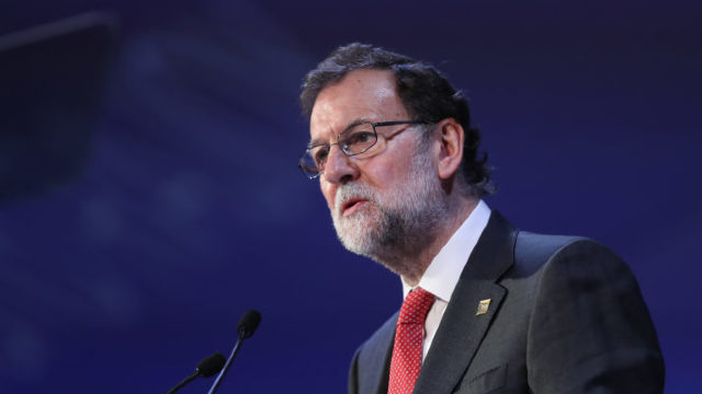 Premierul spaniol Mariano Rajoy anunță aplicarea articolului 155, care permite suspendarea autonomiei Cataloniei