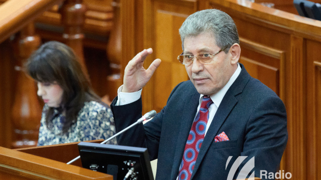 PL propune, pentru a doua oară, suspendarea lui Igor Dodon din funcție