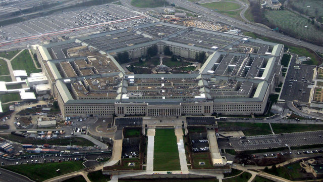 The New York Times | Program secret al Pentagonului pentru OZN-uri