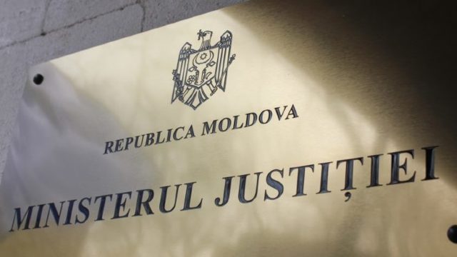Ministerul Justiției ar putea să nu mai apostileze acte și să nu mai înregistreze partide politice