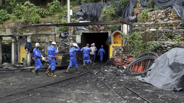 UPDATE | Minerul român dat dispărut în explozia de la Uricani a fost găsit decedat
