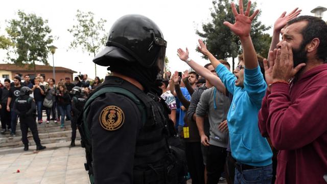 UPDATE | Referendum în Catalonia: 460 de răniți - protestatari și polițiști  (FOTO/VIDEO)