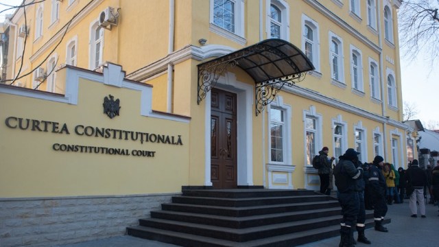 Curtea Constituțională a decis examinarea sesizării Guvernului cu privire la suspendarea lui Igor Dodon
