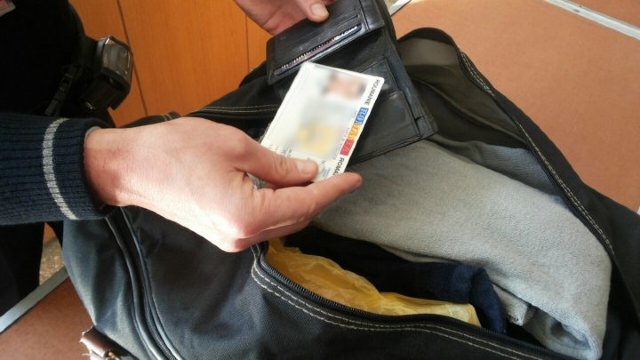 Zeci de cetățeni ai R.Moldova au încercat în 2017 să ajungă în UE folosind documente românești FALSE