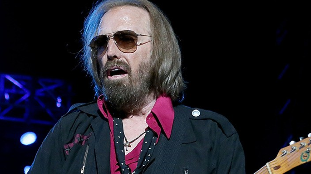 Legendarul rocker Tom Petty a decedat la vârsta de 66 de ani