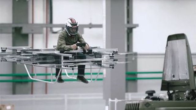 VIDEO | Compania care produce AK-47 „Kalașnikov” a prezentat o „mașină zburătoare”