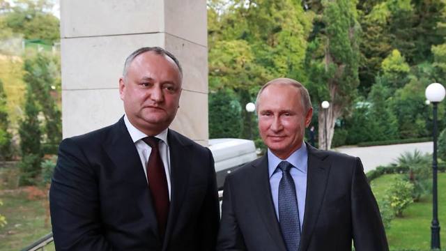 Igor Dodon a avut o întrevedere cu Vladimir Putin, la Soci