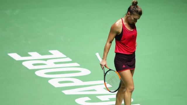 Simona Halep a pierdut fără drept de apel cu Caroline Wozniacki. Scorul final: 6-0, 6-2