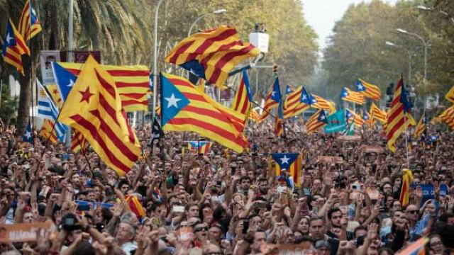Procurorul general al Spaniei: Liderii catalani vor fi puși sub acuzare pentru „rebeliune” și „răzvrătire”