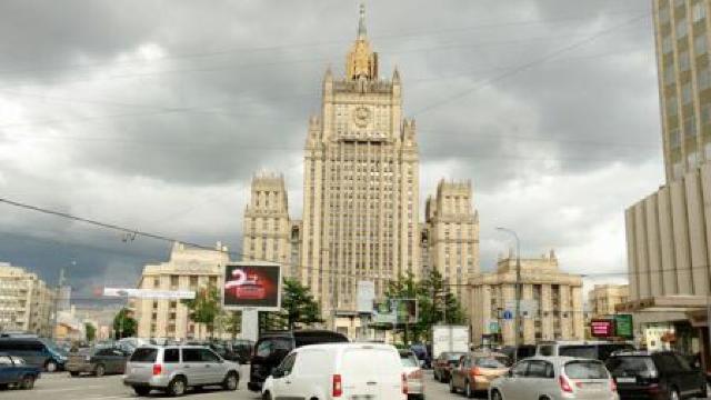 Rusia amenință cu represalii împotriva presei americane dacă postul RT va fi sancționat