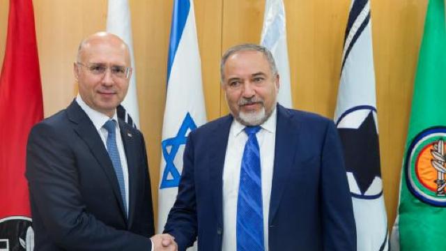 Premierul Pavel Filip a avut o întrevedere cu ministrul israelian al Apărării, Avigdor Liberman