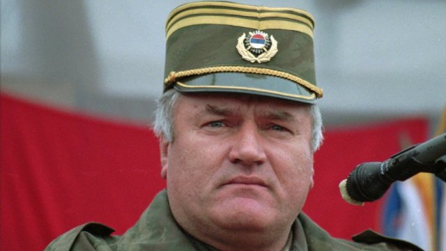 UPDATE | Ratko Mladic, condamnat la închisoare pe viață în 10 din cele 11 capete de acuzare, printre care și genocid