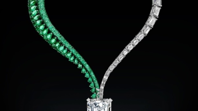 Un diamant de 163 de carate a fost vândut cu 33,8 milioane de dolari