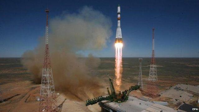 Moscova încă mai caută în spațiu cei 19 sateliți lansați spre orbita Pământului (VIDEO)