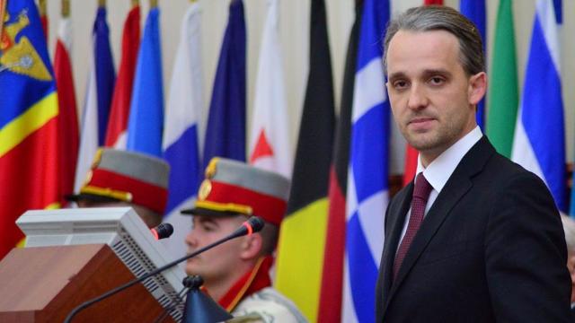 Ministrul Apărării al Republicii Moldova merge la București, de ziua Marii Uniri
