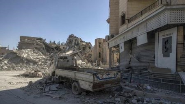 Turcia critică acordul care a permis jihadiștilor să părăsească orașul sirian Raqqa