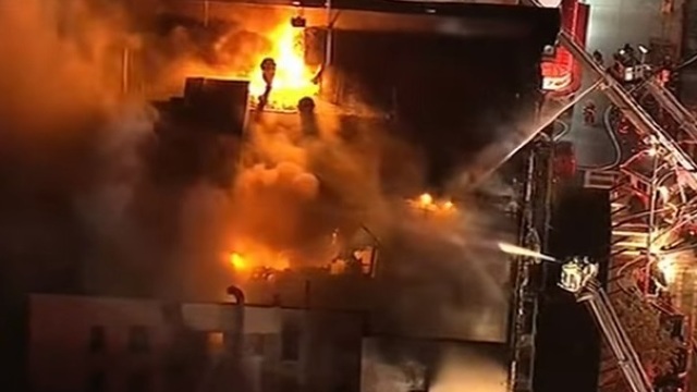 VIDEO | Nouă răniți, în urma unui incendiu care a cuprins o clădire din New York 