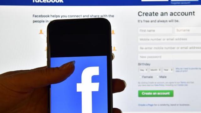 Facebook va dezavantaja postările care „cerșesc” like-uri și share-uri